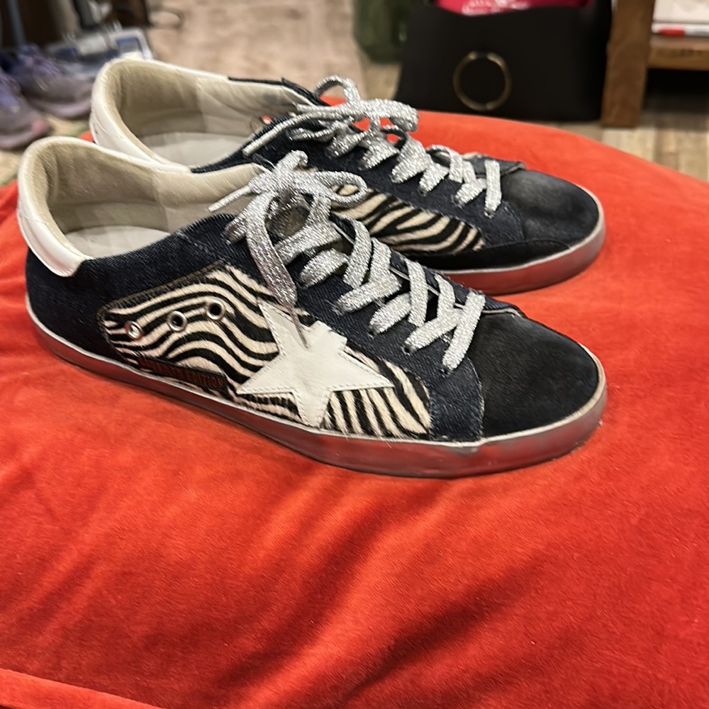 Golden Goose - Picture 3 of 6